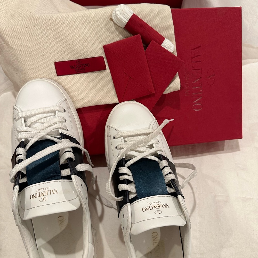 Valentino Garavani black and white sneaker